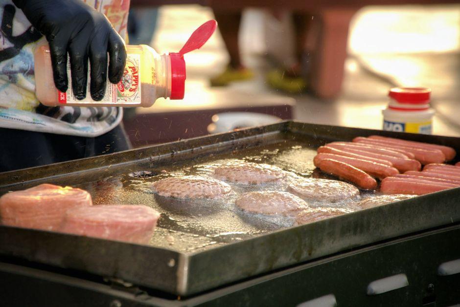 What is the Best Oil to Use on a Blackstone? Simple Tips for a Non-Stick, Long-Lasting Surface